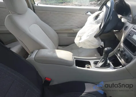 2002 Mercedes-Benz C 230 from USA, damaged, VIN WDBRN47J52A166945